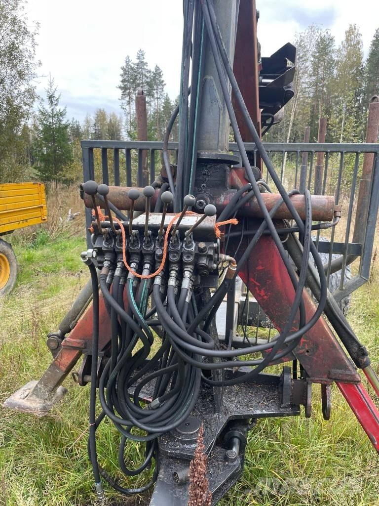 Patu + Tume 1800 MV70 Remorci forestiere