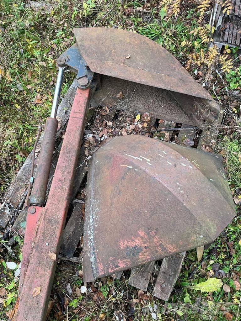 Patu + Tume 1800 MV70 Remorci forestiere