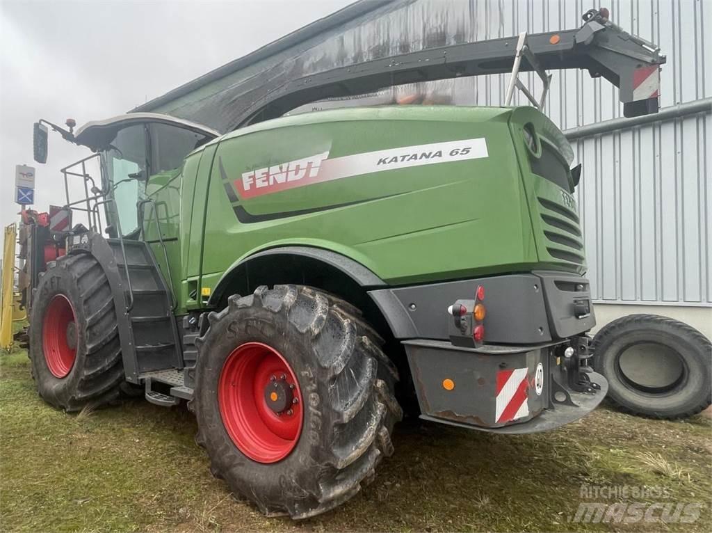 Fendt Katana 65 Forajere cu autopropulsare