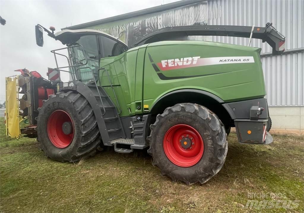 Fendt Katana 65 Forajere cu autopropulsare