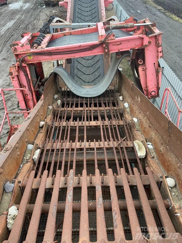Terex Finlay 883 Cernuitoare