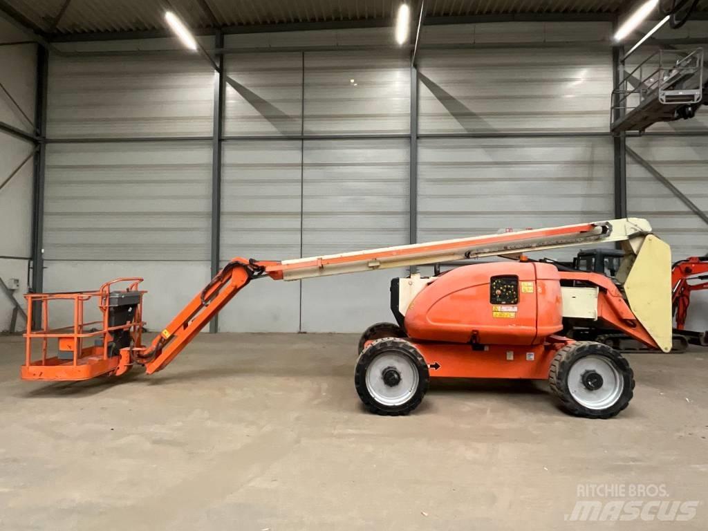 JLG 600 AJ Nacele cu brat articulat