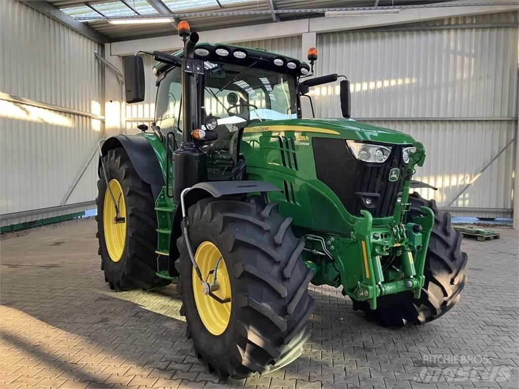 John Deere 6215R Tractoare