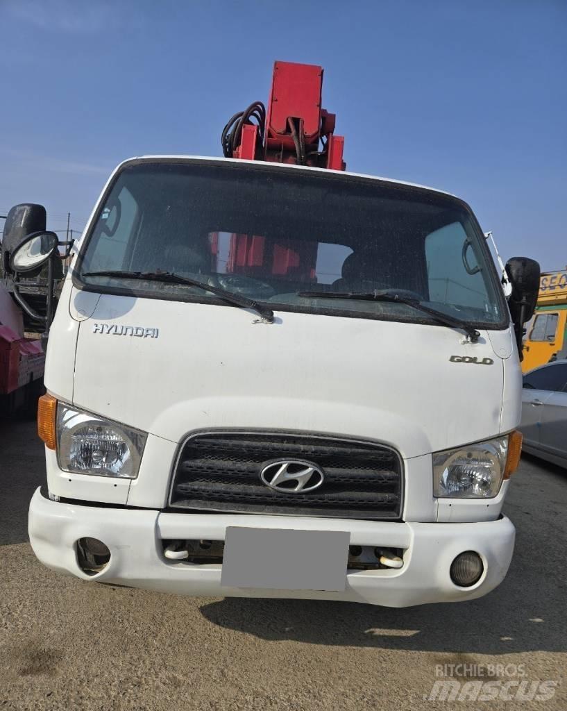 Jinwoo JW320 Platforme aeriene montate pe camion