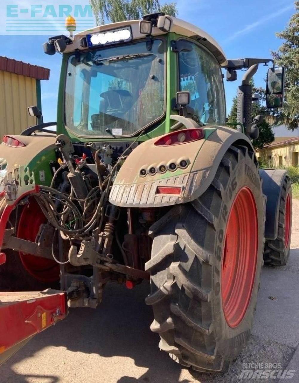Fendt 724 vario Tractoare