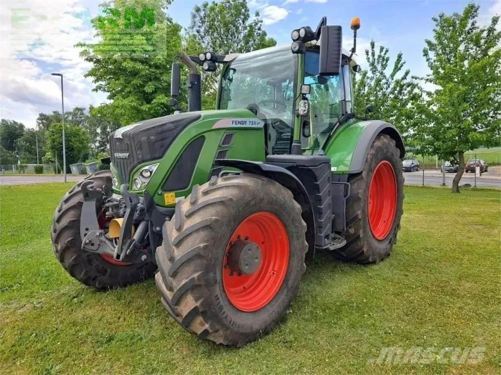 Fendt 724 vario Tractoare