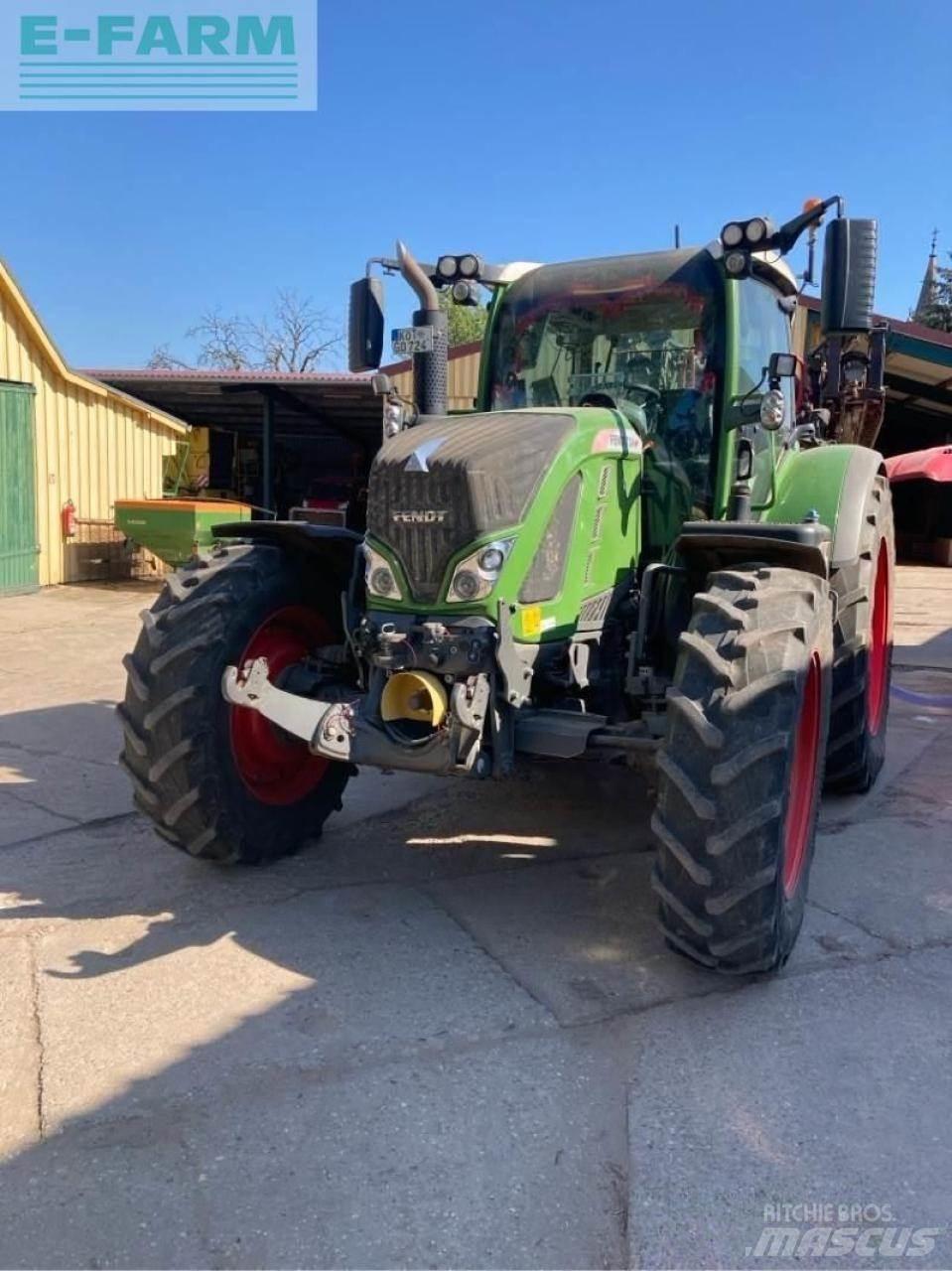 Fendt 724 vario Tractoare
