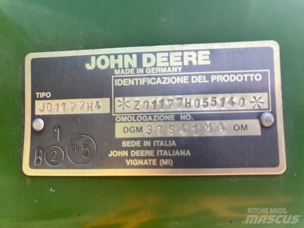John Deere 1177 Combine de secerat