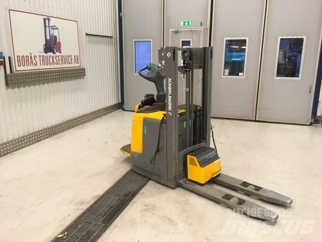 Jungheinrich ERC 214 Transpaleta manuala