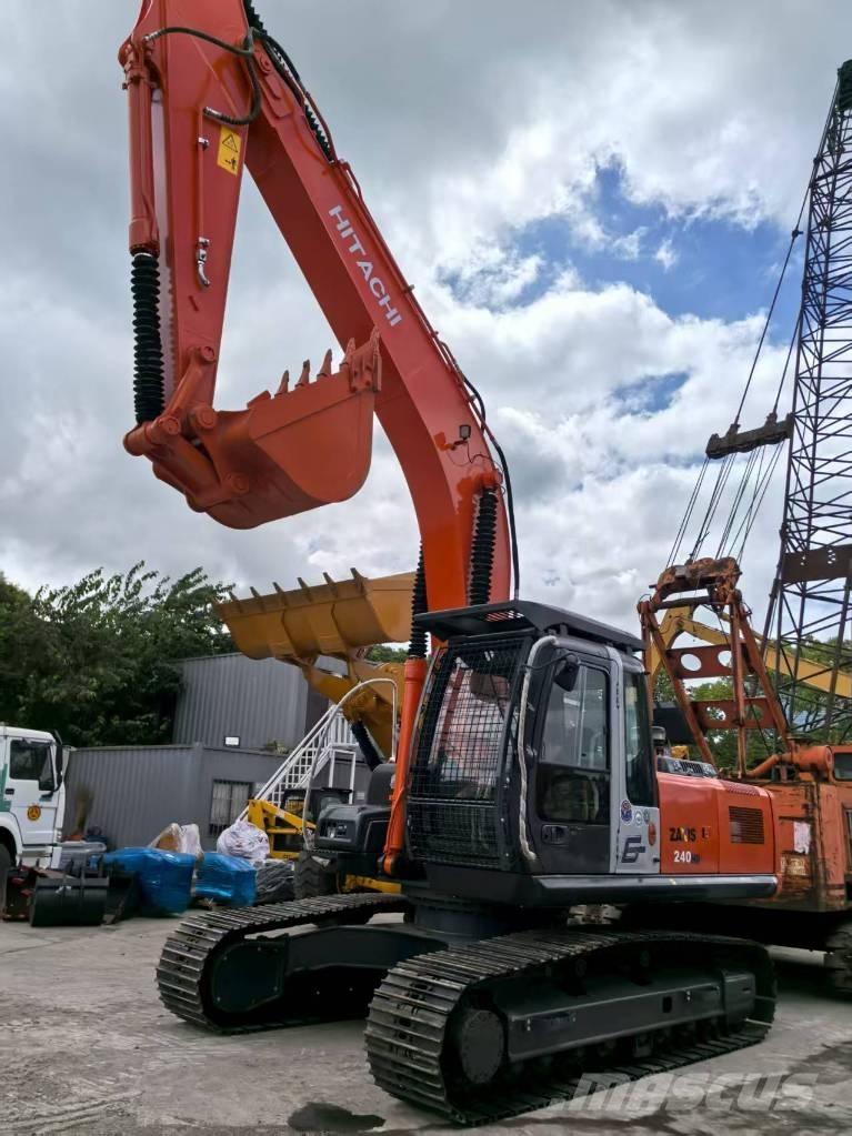Hitachi ZX 240 HG Excavatoare pe șenile
