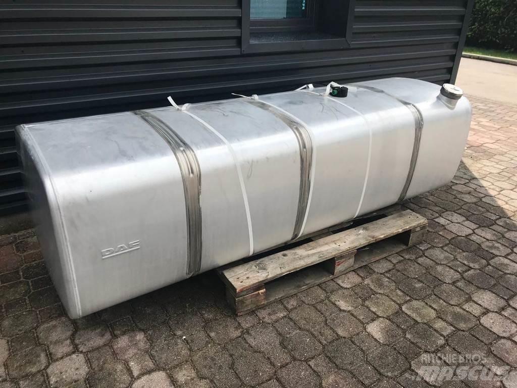 DAF 850 L Rezervoare de carburanți și aditivi