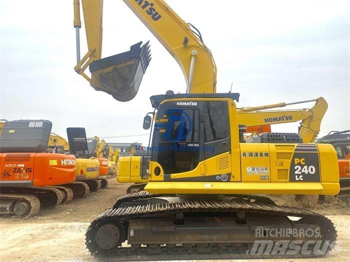 Komatsu PC 240 -8 Excavatoare pe șenile
