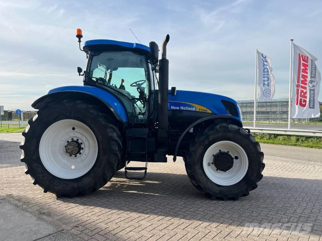 New Holland T7060 Tractoare