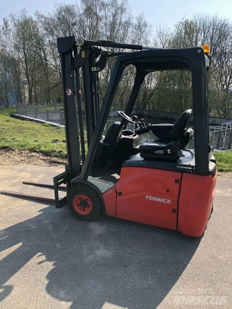 Linde E15 Stivuitor electric