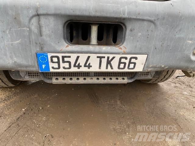 Renault Kerax 380 Autobasculanta
