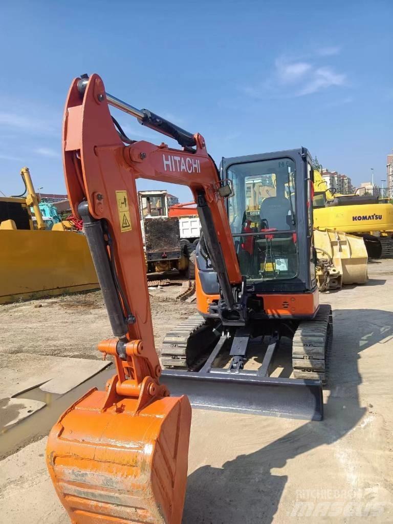 Hitachi ZX35-5A Mini excavatoare < 7t