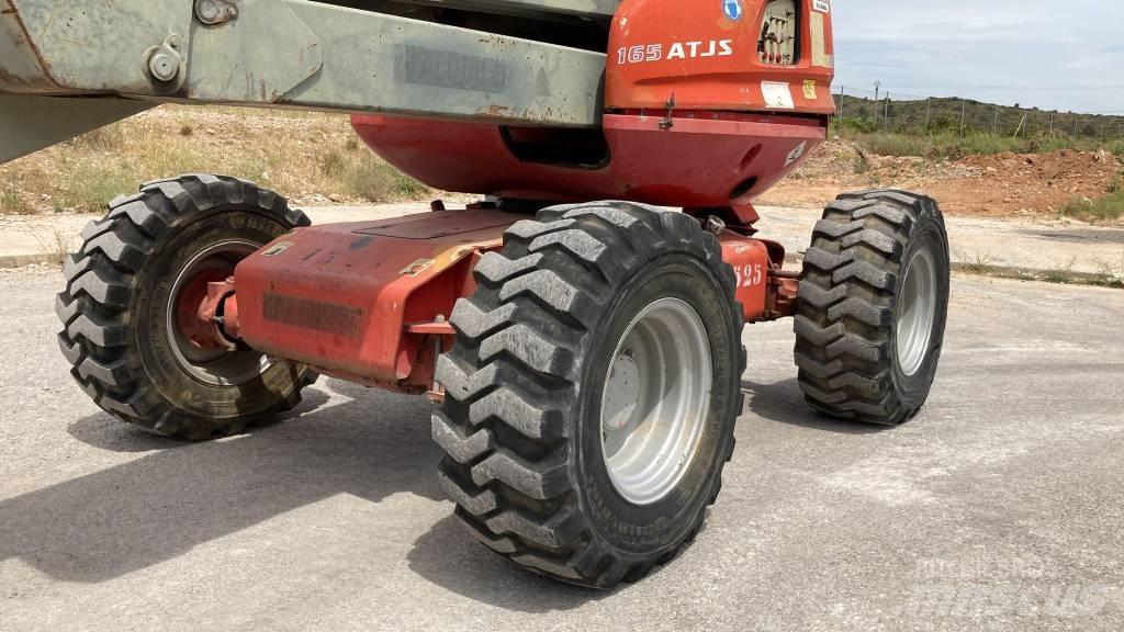 Manitou 165 ATJ Nacele cu brat articulat