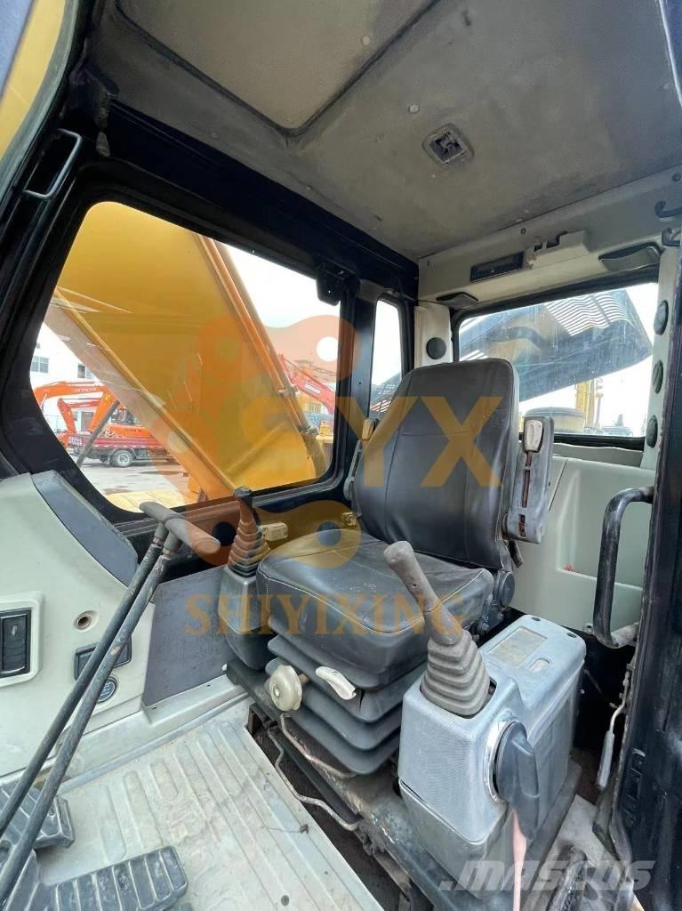 Hyundai Robex 220-7 Excavatoare pe șenile
