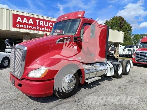 Kenworth T680 Autotractoare