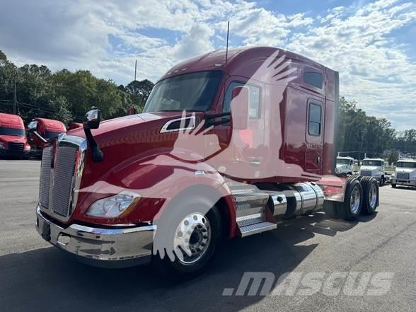 Kenworth T680 Autotractoare