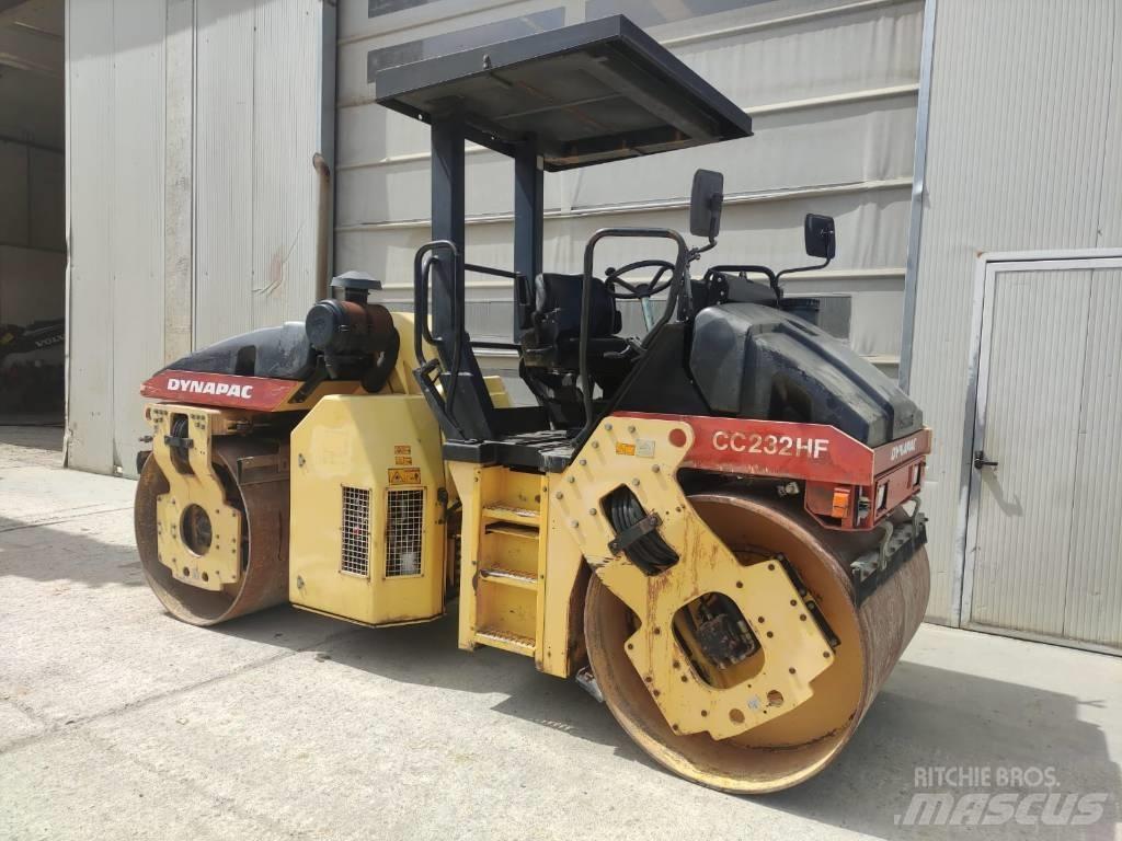 Dynapac CC 232 HF Cilindri compactori dubli