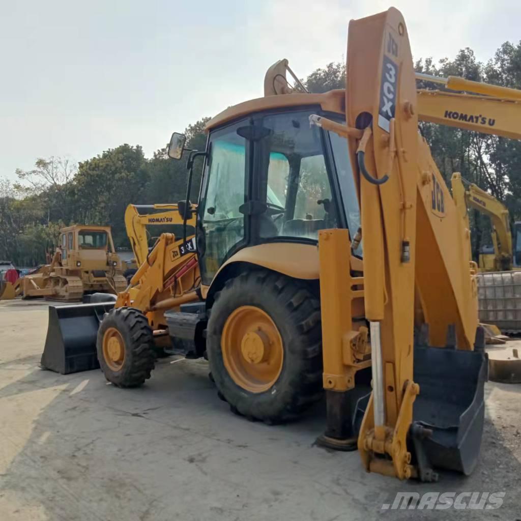 JCB 3CX Buldoexcavatoare