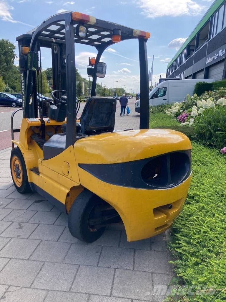 Maximal FD30T Stivuitor diesel