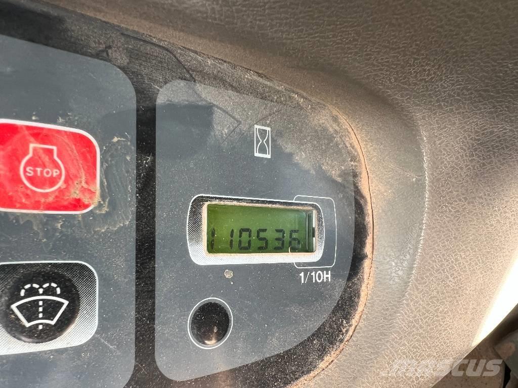 CASE CX 330 Excavatoare pe șenile
