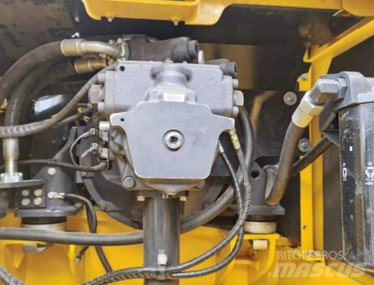 Komatsu 360-7 Excavatoare pe șenile
