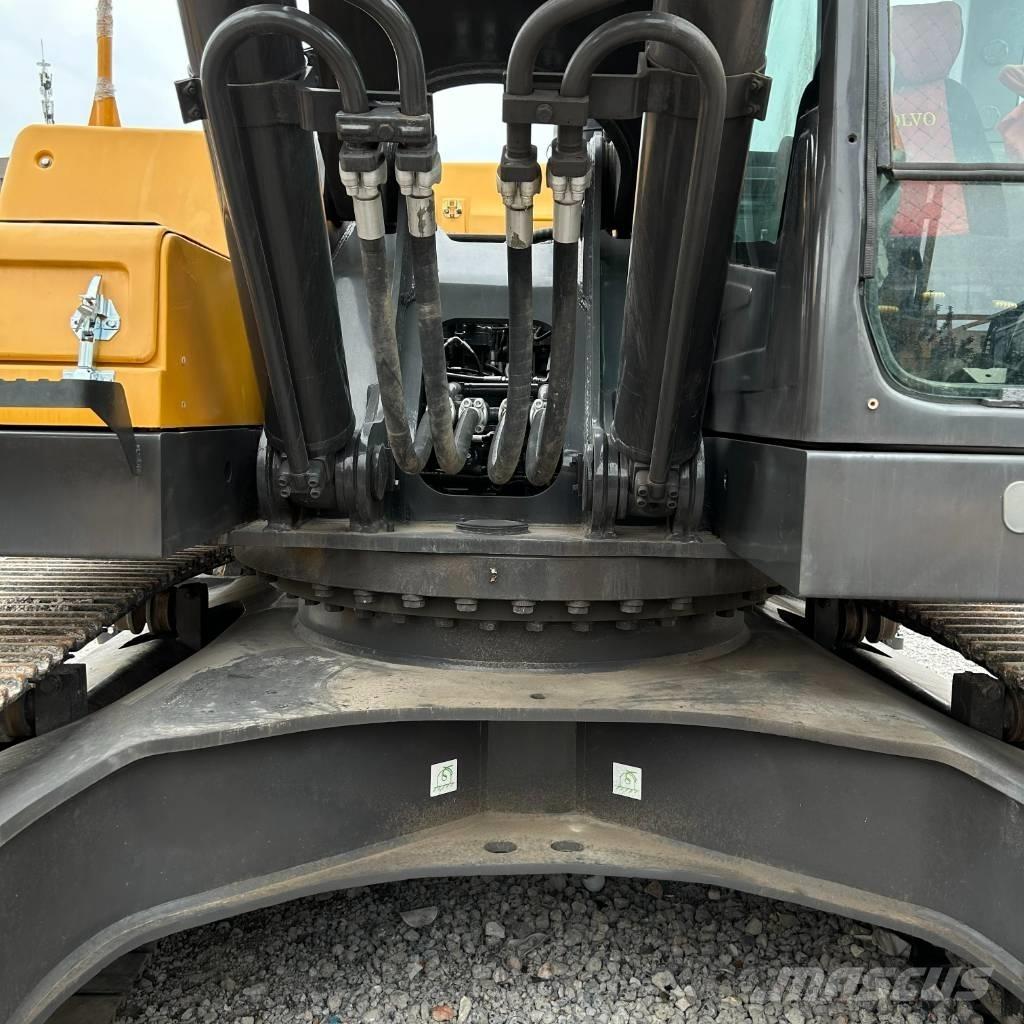Volvo 480D Excavatoare pe șenile
