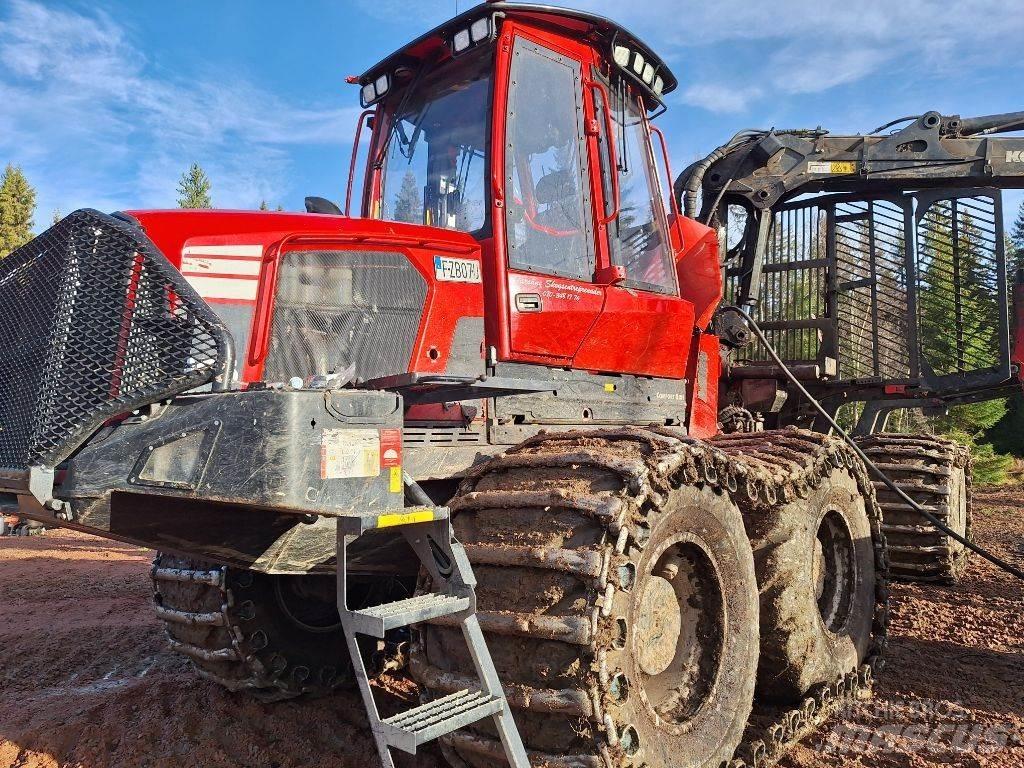 Komatsu 895 Transportoare