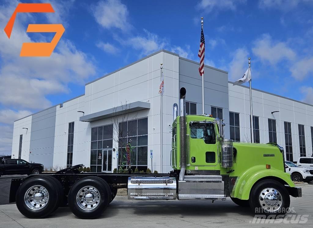 Kenworth W900 Autotractoare