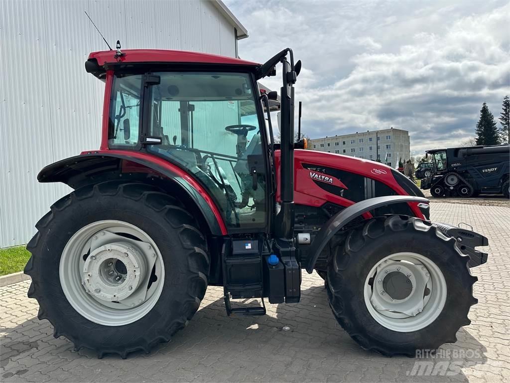 Valtra A105 MH Tractoare