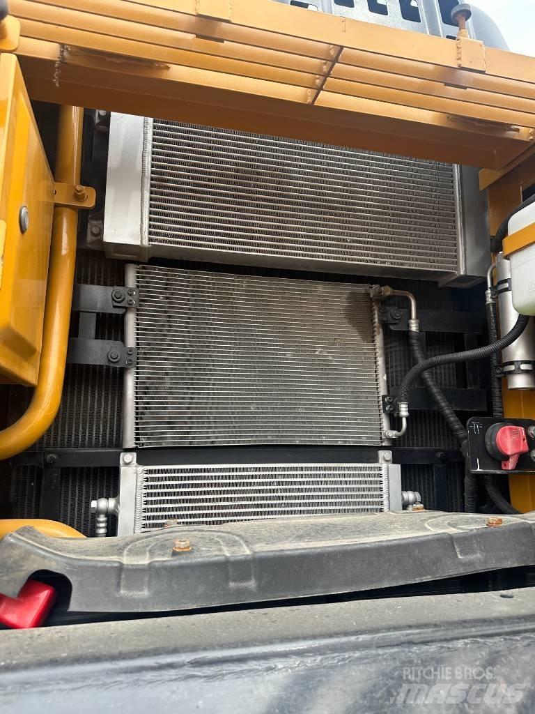 Sany SY245C Excavatoare 7t - 12t