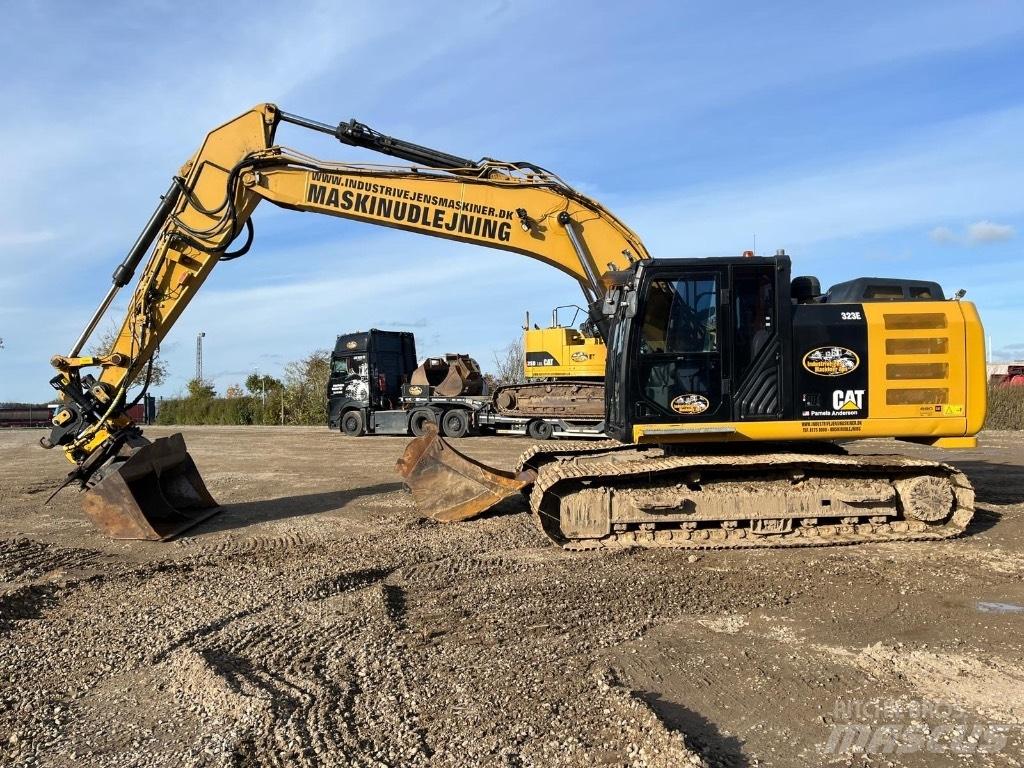 CAT 323 EL Excavatoare pe șenile
