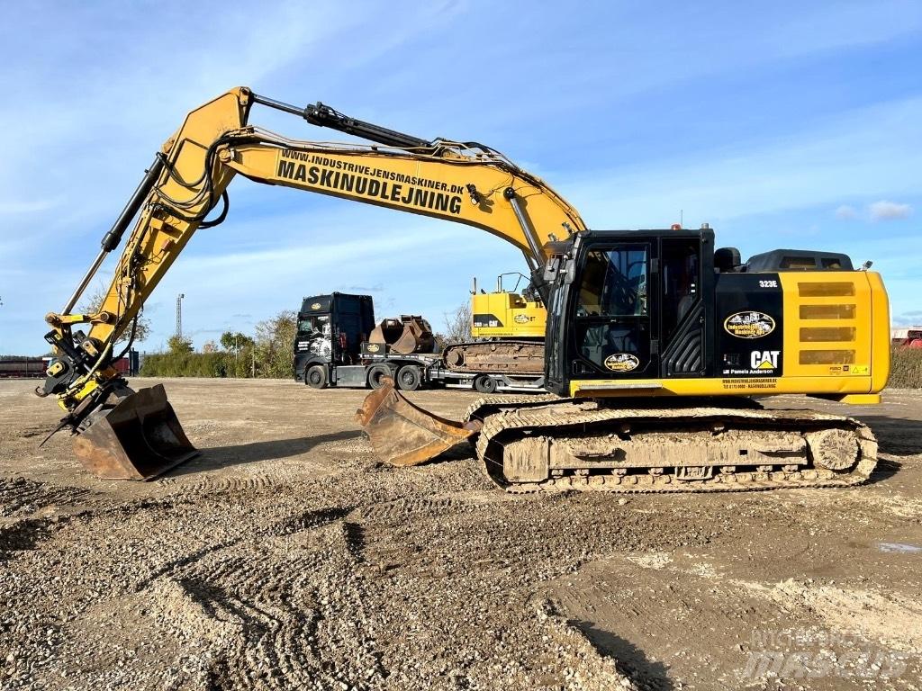 CAT 323 EL Excavatoare pe șenile
