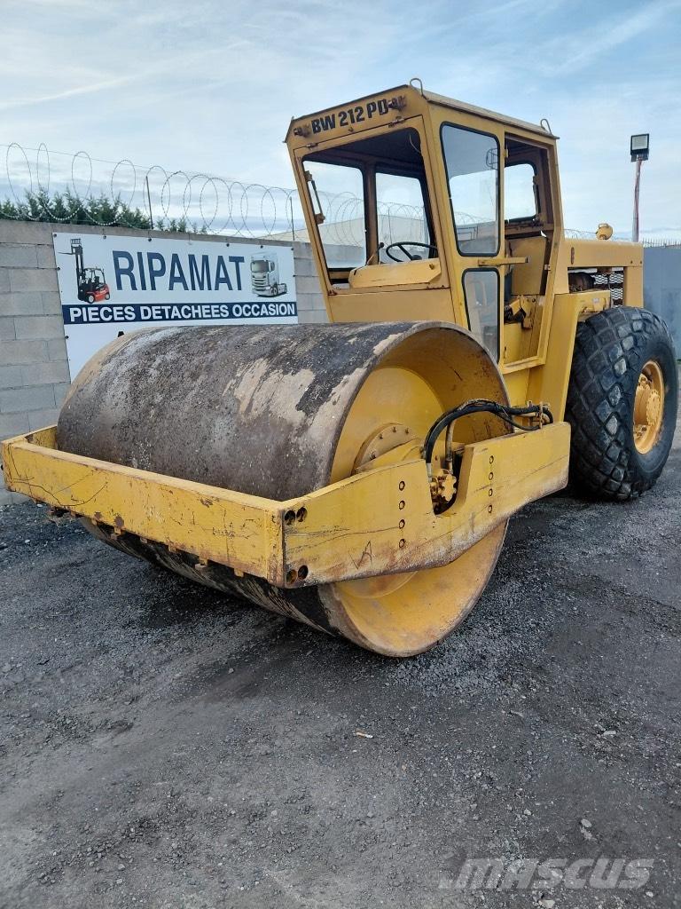 Bomag BW 212 P D Compactor