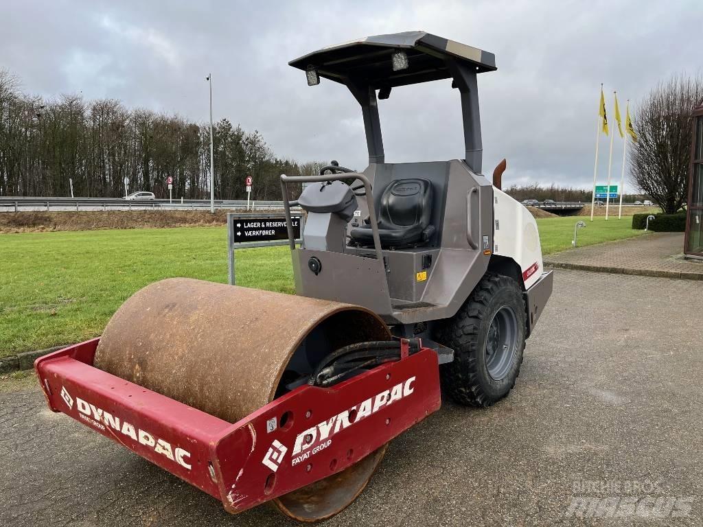 Dynapac CA1300D Compactoare sol