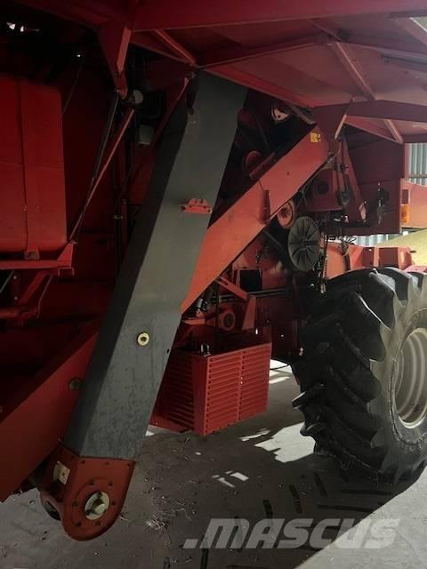 Massey Ferguson 30 Combine de secerat