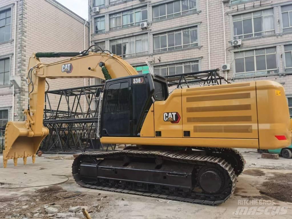 CAT 330 Excavatoare pe șenile
