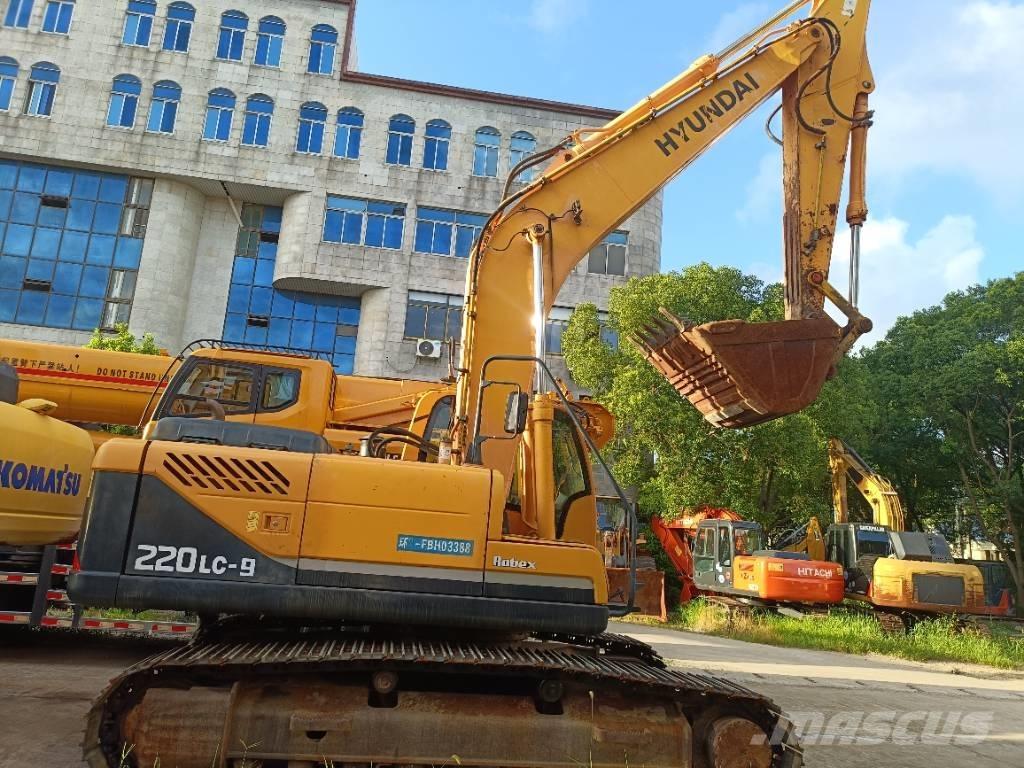 Hyundai R220LC-9 Excavatoare pe șenile
