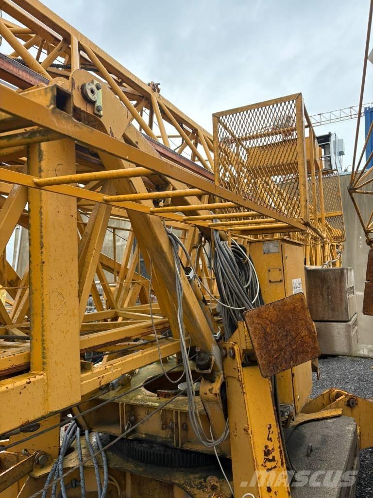 Liebherr 35 K Macarale turn