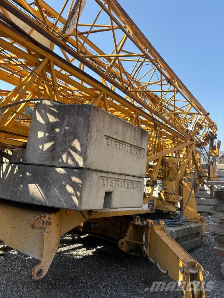 Liebherr 35 K Macarale turn