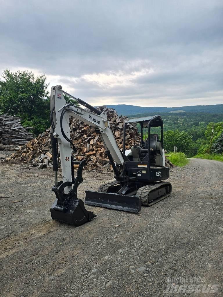 Bobcat E 32 Mini excavatoare < 7t