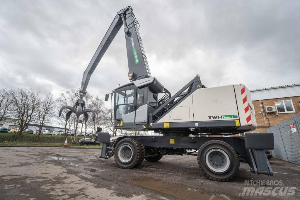 Terex Ecotec TWH236 Paleta de manipulare