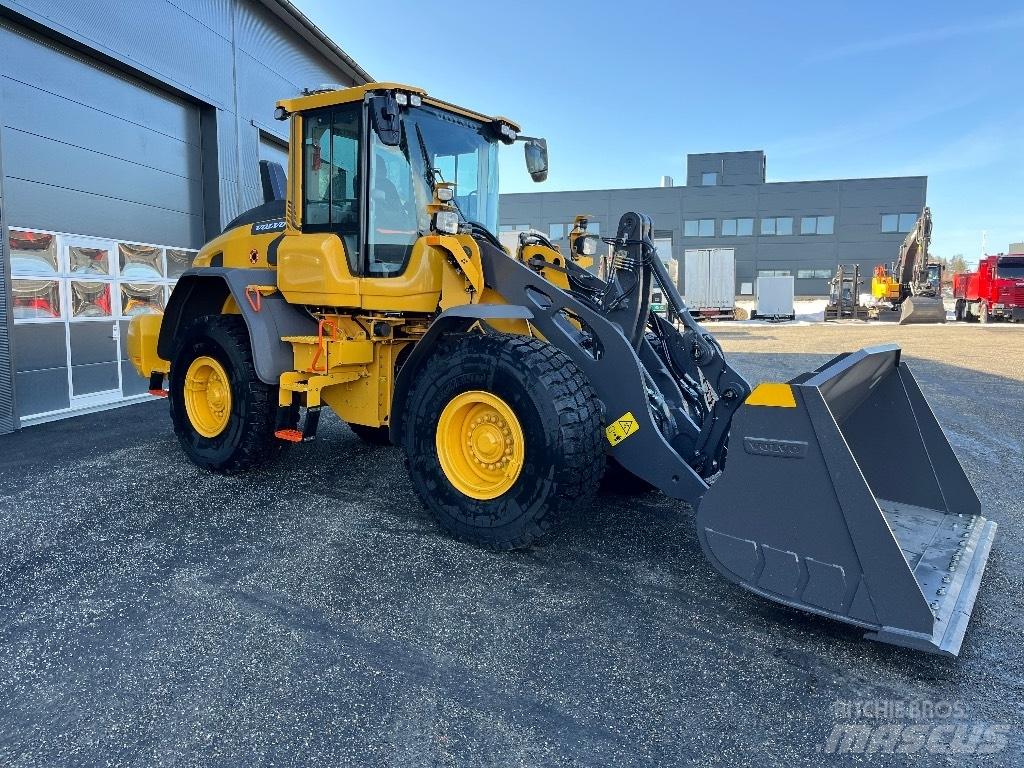 Volvo L 90 H2 Incarcator pe pneuri