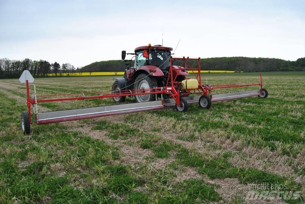  MA Weed Wiper 12 Tractoare agricole sprayers