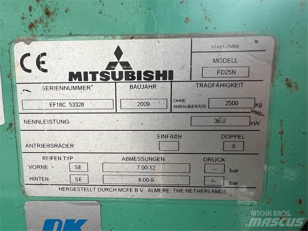 Mitsubishi FD25N Stivuitor diesel