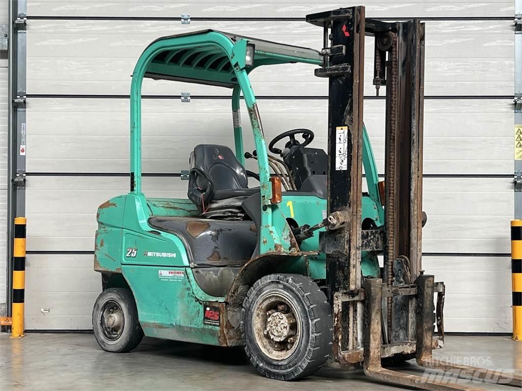 Mitsubishi FD25N Stivuitor diesel