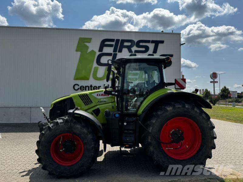 CLAAS AXION 830 Tractoare